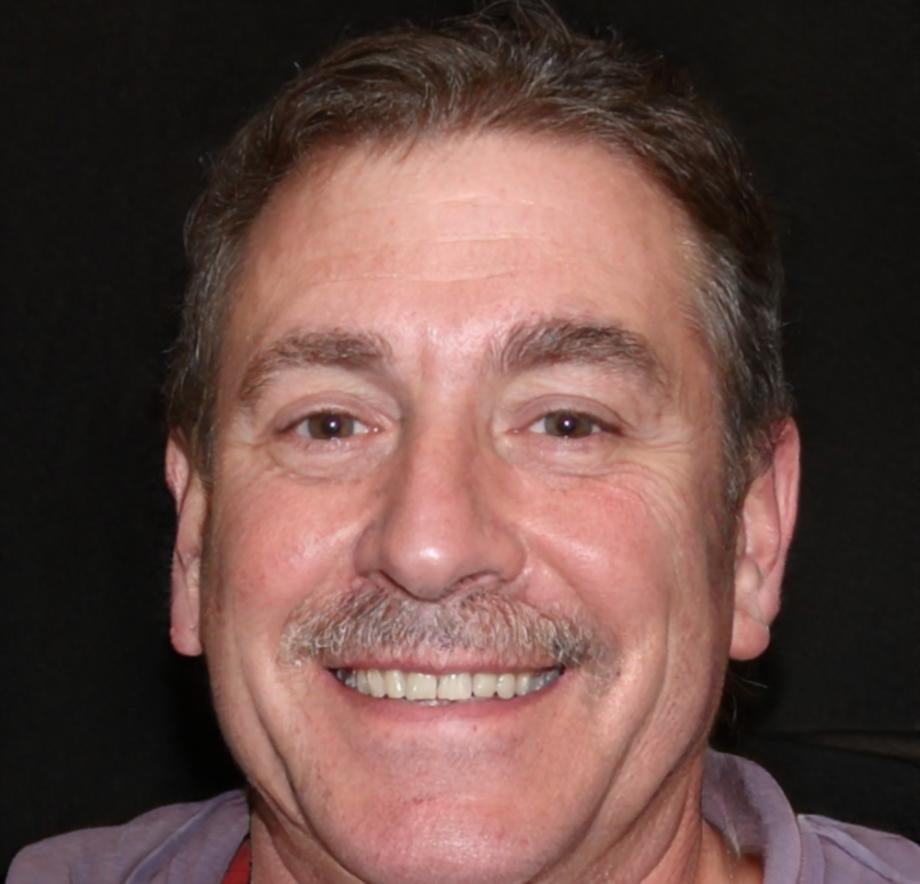 Retrato profesional de Venancio Aldea